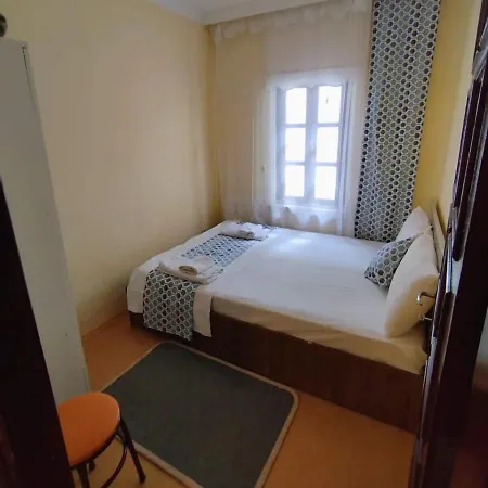 Manolyam 3 . 2+1 Kas